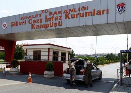 57B82310-5787-41E8-BAB4-6C36D6CBE33F