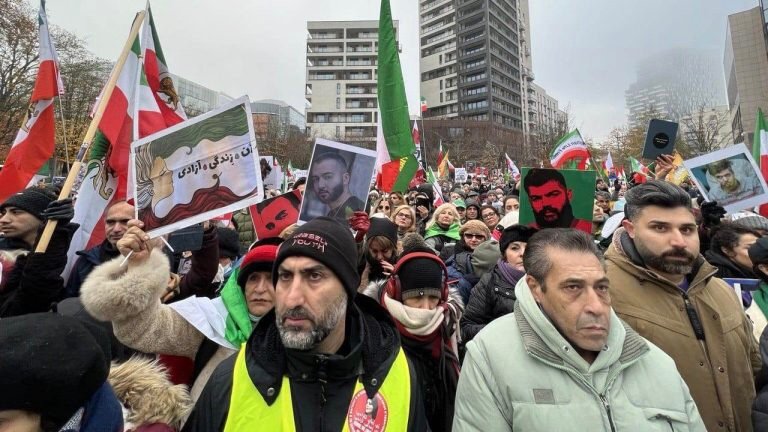 993A3056-5A77-4F6A-B5FE-C0142925D245