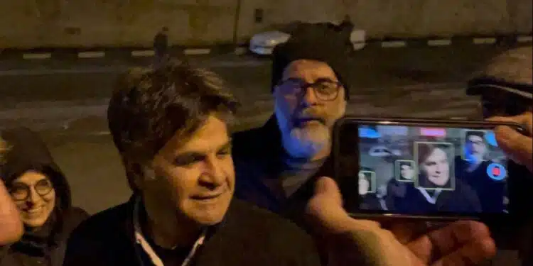 D40386BA-3994-4762-8043-1F522676F095