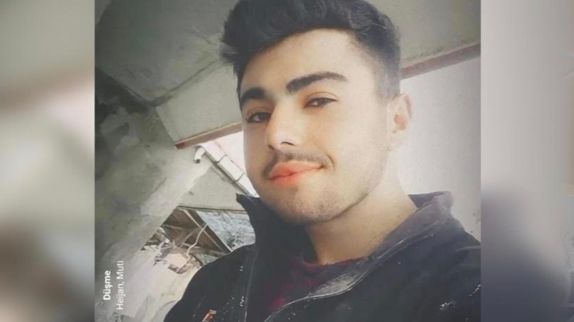 23D69853-A745-4821-8C9D-2B5BC094AEC3