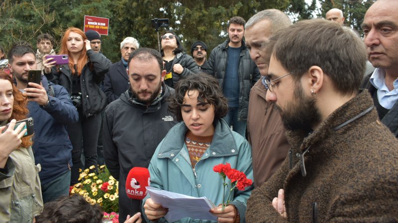 58ACE7F2-4119-4B85-98D8-A075E49CA2FF