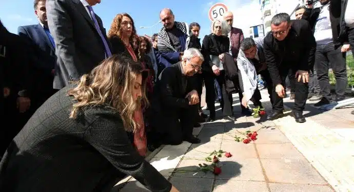 AF49E216-A02E-43B0-B819-5E84D01E6805