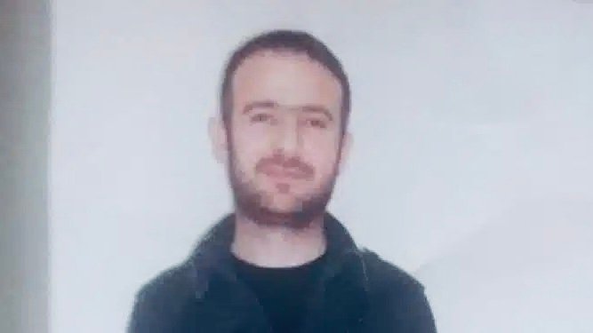 B1D40B56-08A3-4C33-92E7-111D29FB0AA0