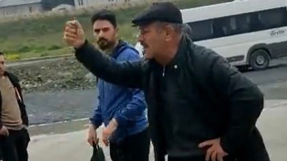 62033354-2433-4C79-BA21-5D5BF064D5F6