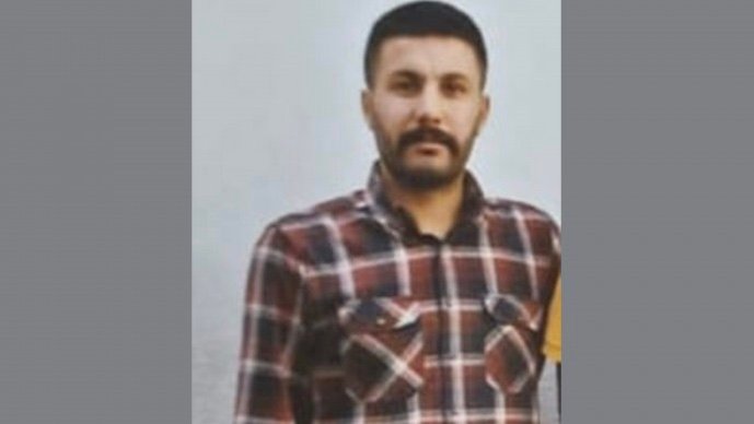 8B0DB2B9-C3F7-4144-8169-A9941E8E38FF