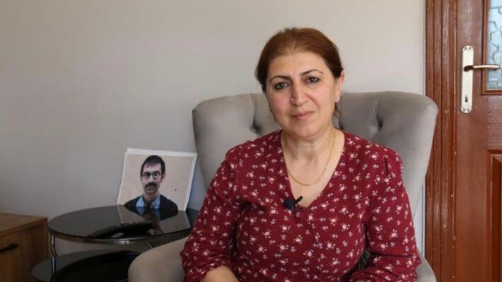 8D1394C7-E2D9-4F56-A37A-6F7F08427473