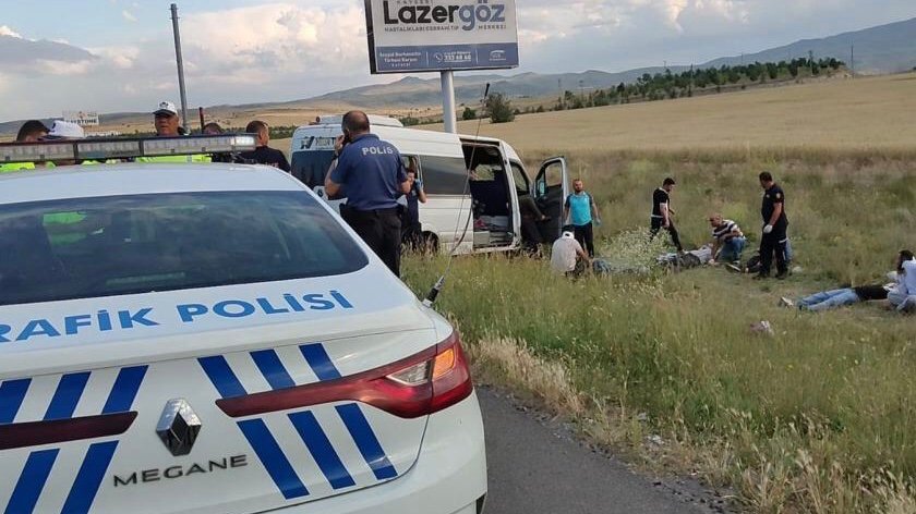 97523660-232F-48BD-94C6-9C2F785B97F6