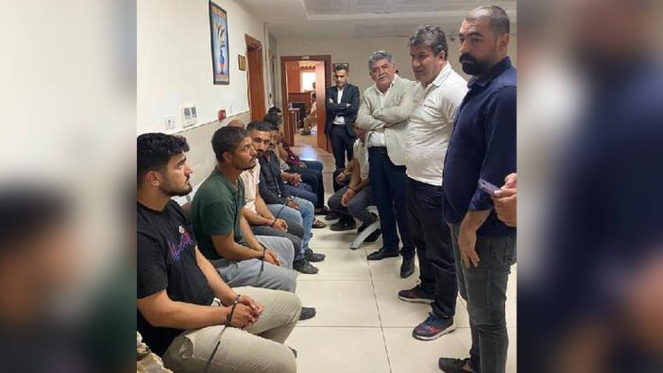 CA5B740A-6874-4A1E-88B3-5F546DBF8DF7