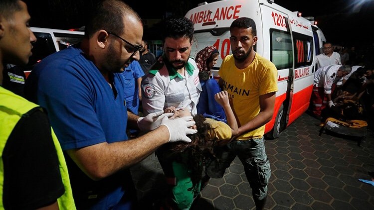 İsrail ordusu Gazze'de El-Megazi Mülteci Kampı'na saldırı düzenledi