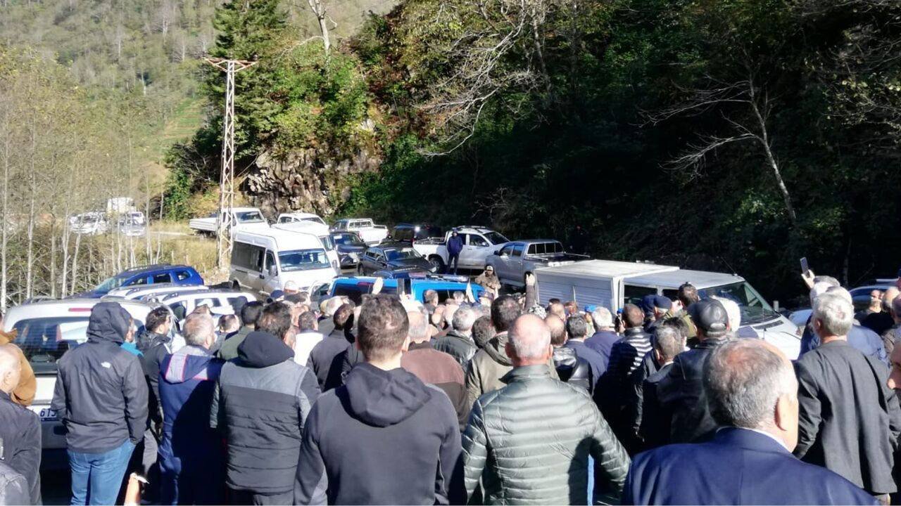 Trabzon halkı HES toplantısını protesto etti