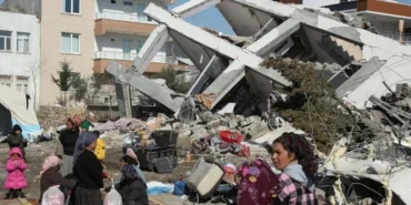 deprem-bolgesinde-kadinlar-1247x740