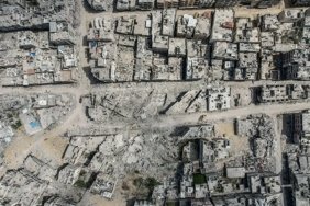 İsrail'in bombaladığı Han Yunus'tan geriye enkaz kaldı