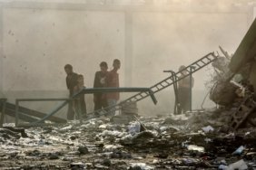 İsrail ordusunun Deyr Belah'ta bir okula düzenlediği saldırı