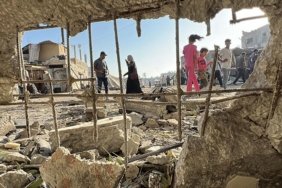 İsrail ordusu Han Yunus'ta Filistinlilerin sığındığı okula saldırı düzenledi