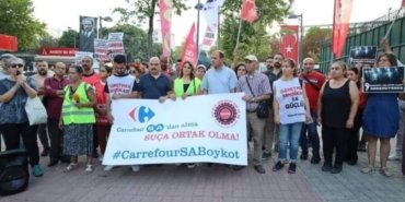 carrefoursa-iscileriyle-dayanisma-eylemi