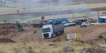 12-hab2-Madenlerle-delik-desik-edilen-ve-buyuk-yikim-yasanan-bolgede-hayvancilik-ve-tarim-bitme-noktasinda-2500x1404