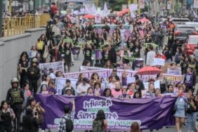 dunyada-25-kasim-eylemleri-11