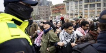 hollandada-filistin-eylemine-saldiri