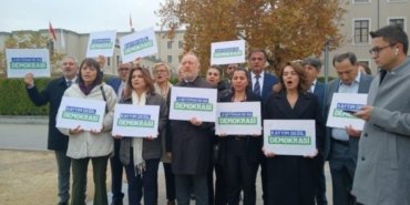 icisleri-bakanligi-onunde-kayyima-tepki