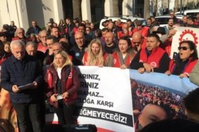 izmirde-disk-eylemi-hukuksuzluga-boyun-egmeyecegiz-1