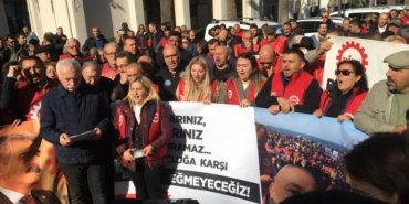 izmirde-disk-eylemi-hukuksuzluga-boyun-egmeyecegiz-1