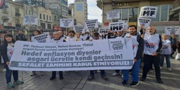 mb-onunde-asgari-ucret-eylemi