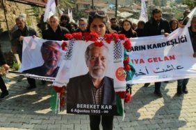 690x390cc-hty-26-01-2025-siyayestci-berakat-kar-cenaze-toreni28