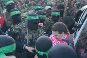 hamas-3-israilli-kadin-esiri-kizilhaca-teslim-etti