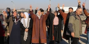 image_870x_679b4775d80ba