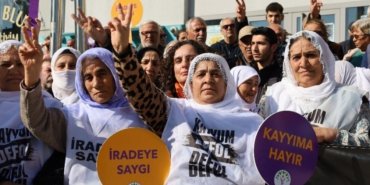 kayyima-karsi-nobet-eylemi-suruyor