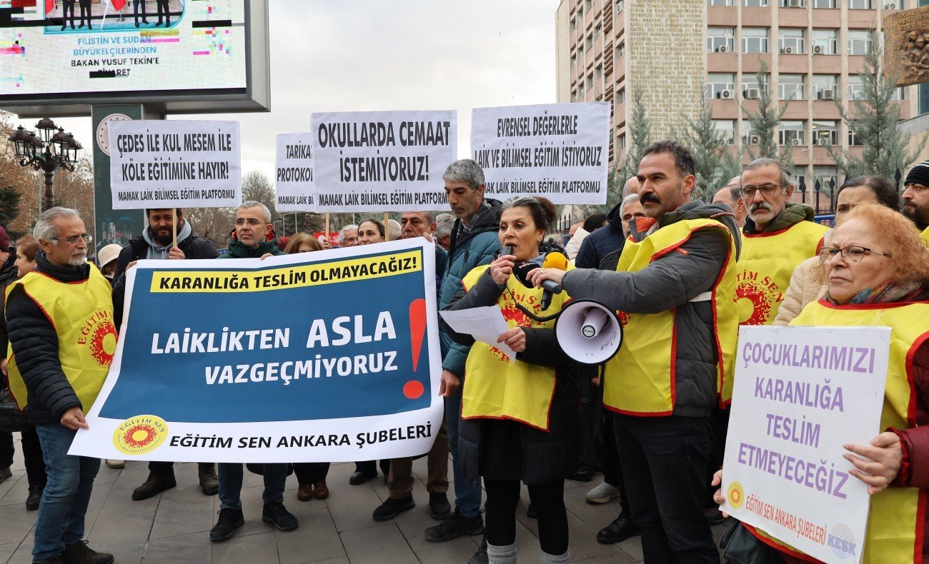 Eğitim Sen’den ‘laiklik’ açıklaması