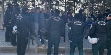 antepte-has-cuval-iscileri-direniyor