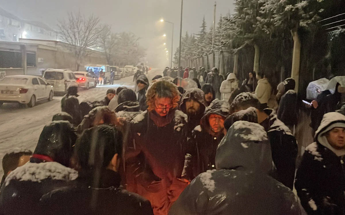 baspinarda-ucret-kavgasi-buyuyor