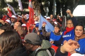 izmirde-sunel-tutun-iscileri-grevde-1