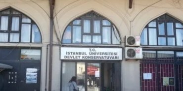 1390x790cc-ist-27-03-2025-iu-devlet-konservatuvarinda-50-akademisyen-aciga-alindi