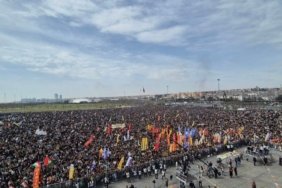 GmvAIbUXoAA-Epw-1140x570