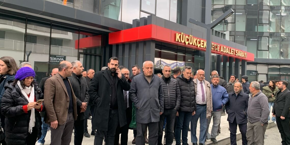 Yesilkent-Cemevi-Baskani-Aslan-Uzun-tutuklanma-tepki-1-1140x570