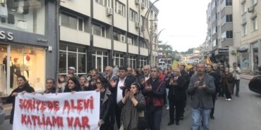 alevi-katliamina-karsi-aliagada-yuruyus