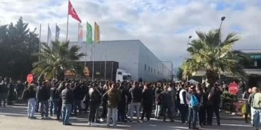 ozka-lastik-iscileri-is-birakti