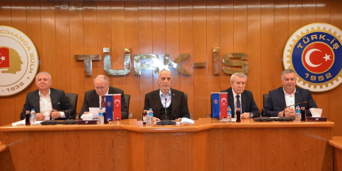 türk-iş