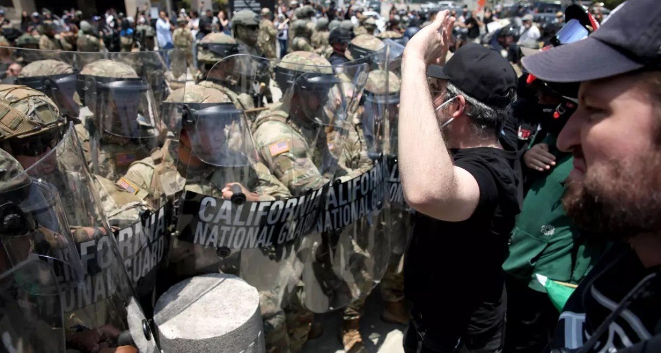 1290x690cc-mrk-10-06-2025-trump-gocmen-protestolarina-karsi-2-bin-askeri-gorevlendirdi