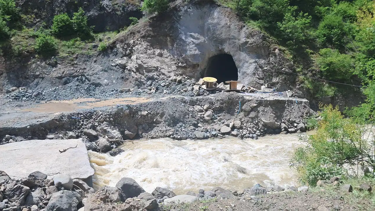 a0bdc072-32f9-4cd5-b5b7-5b0318752491