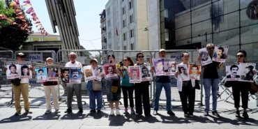 cumartesi-anneleri-1057-haftada-32-sene-once-katledilen-6-koylu-icin-adalet-cagrisi