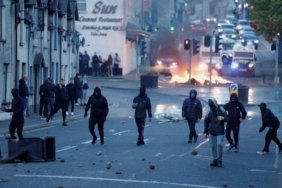 racially-motivated-attacks-spark-second-night-of-unrest-in-v0-22-wbLJe1LnKtg9Qk_gnbBjSKg-4Wyt5uLVcGV9D6ew