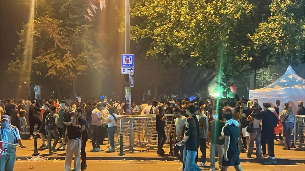 sarachane-deki-chp-mitinginin-ardindan-bakan-yerlikaya-42-kisi-gozaltina-alindi