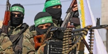 4by2f52bf229481w3bk_800C450-900x600