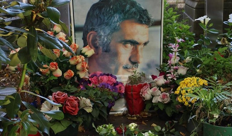 yilmaz-guney-mezari-basinda-anildi-3