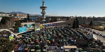 yunanistanda-ciftciler-eylemde-2